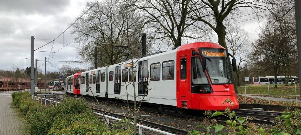 KVB leiht weiterhin Bahnen nach Bonn aus