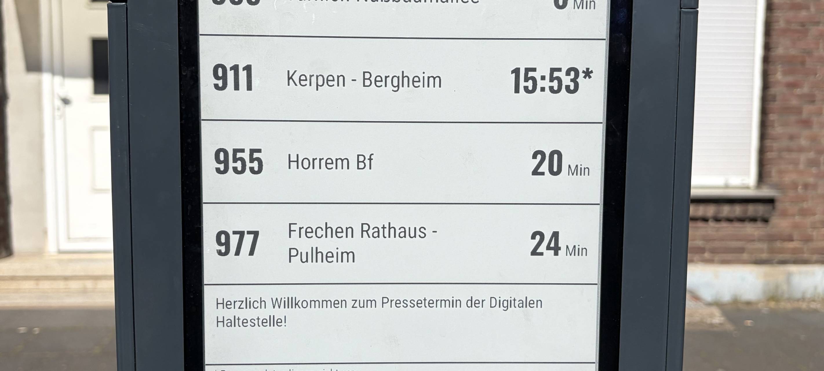 Digitale Haltestellen in Kerpen gestartet